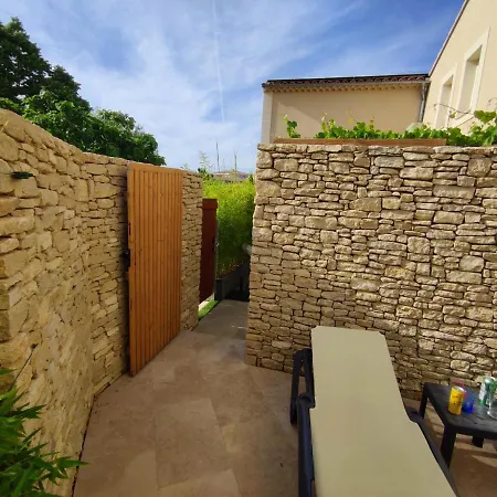 Holiday home Au Murmure De La Sorgue *