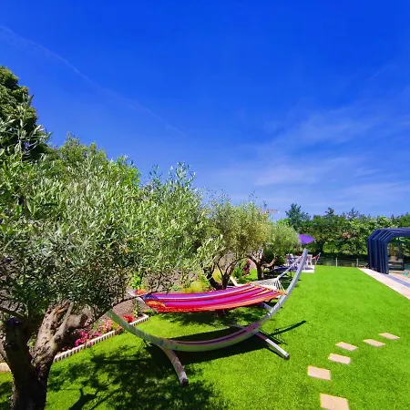 Holiday home Au Murmure De La Sorgue L'Isle-sur-la-Sorgue